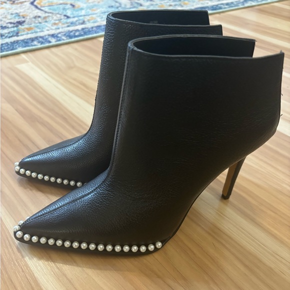 Karl Lagerfeld Cyron Leather Pearl Studded Stiletto Booties Size 6 New - Picture 8 of 15